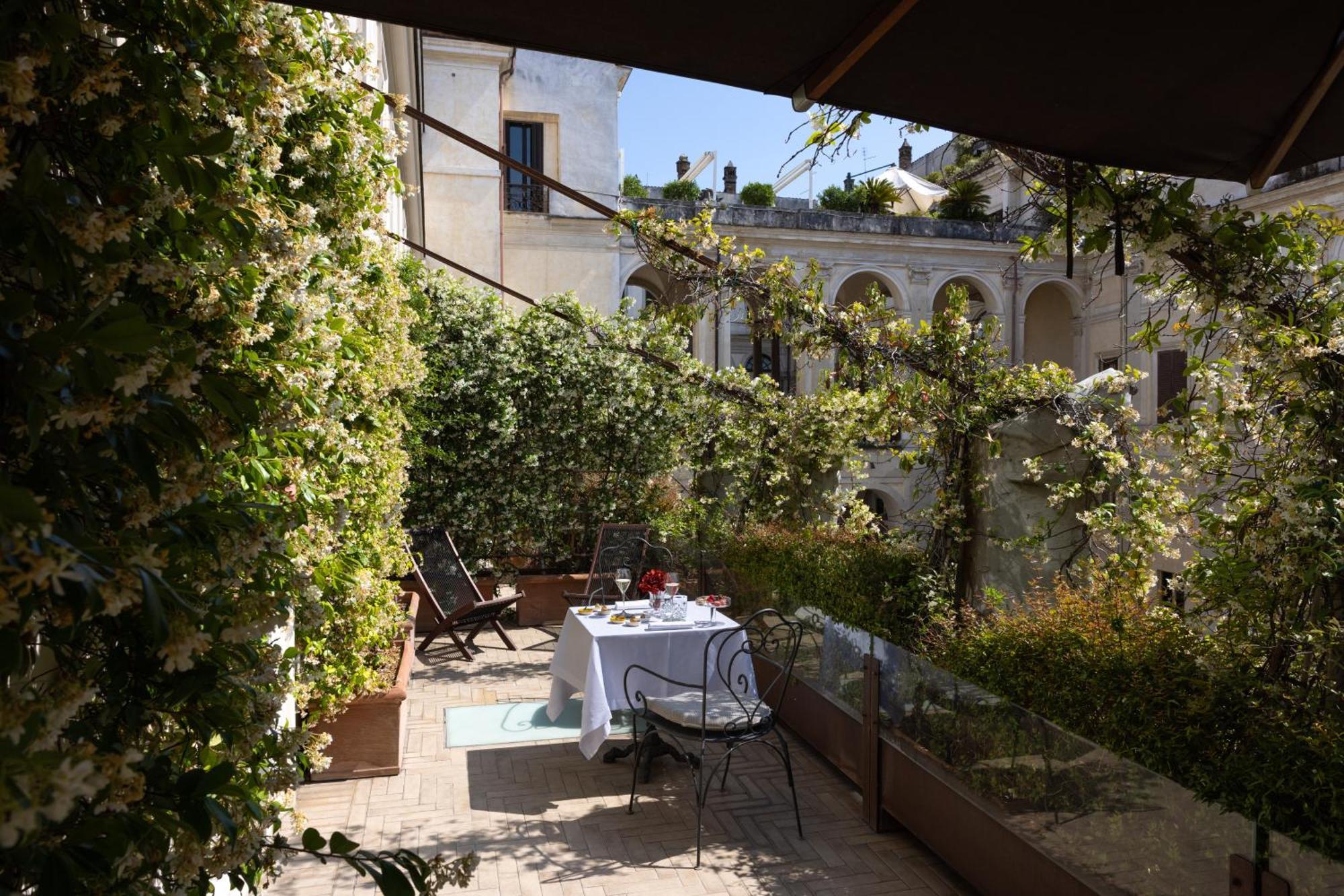 Hotel Vilon - Small Luxury Hotels Of The World Рим Екстер'єр фото